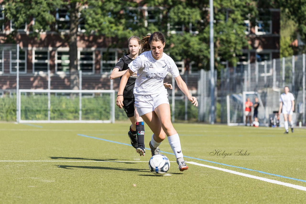 Bild 272 - wBJ Alstertal-Langenhorn - SV Henstedt-Ulzburg : Ergebnis: 4:1